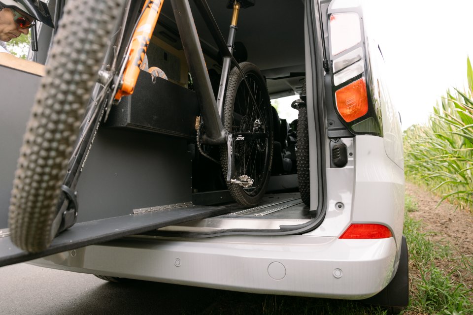 Fahrrad Befestigung vom SpaceCamper Fahrrad Camper 